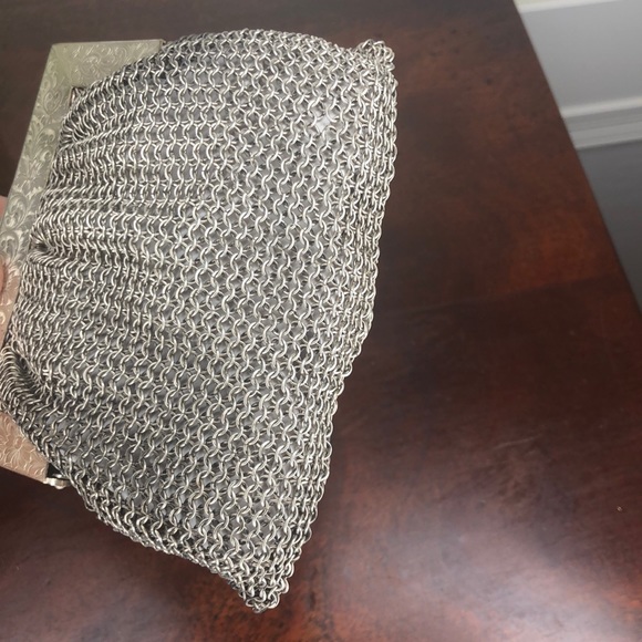 Vintage Chainmail Coin Purse - Picture 7 of 11